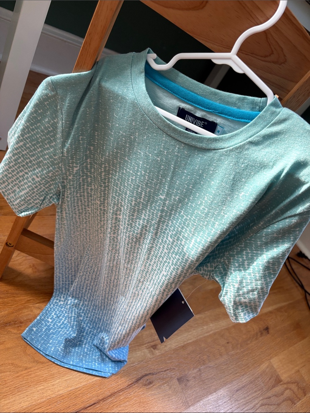 Univibe Mint-to-Light Blue Ombre Short Sleeve Tee